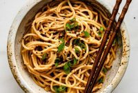 Effortless 15-Minute Asian Garlic Noodles