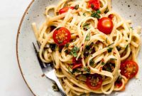Effortless One-Pan Tomato Basil Pasta