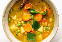 Hearty Garden Vegetable Barley Soup