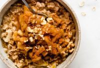 Warm Apple Pie Oats