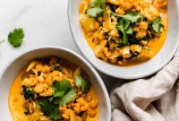 Golden Cauliflower Chickpea Curry