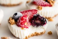 Frozen Yogurt Granola Bites