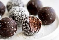 Chocolate Macaroon Power Bites