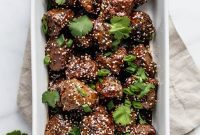 Tangy Glazed Vegan Meatballs