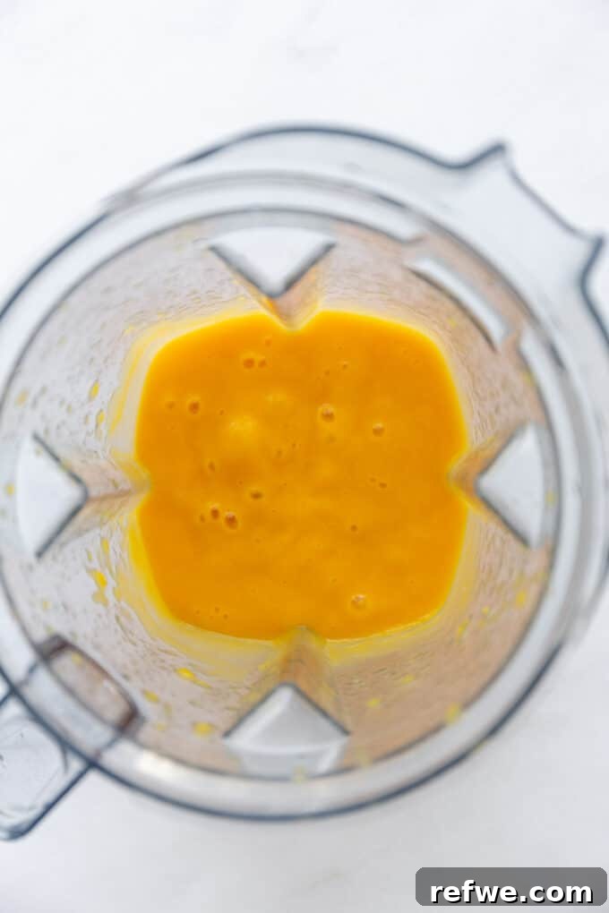 mango puree in a blender