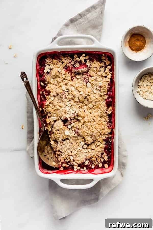 30 Vibrant Vegetarian Recipes for Summer 28 Healthy Strawberry Rhubarb Crisp