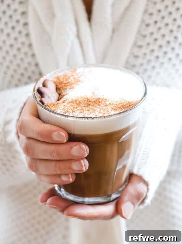Adaptogenic Gingerbread Latte - a healthy festive drink