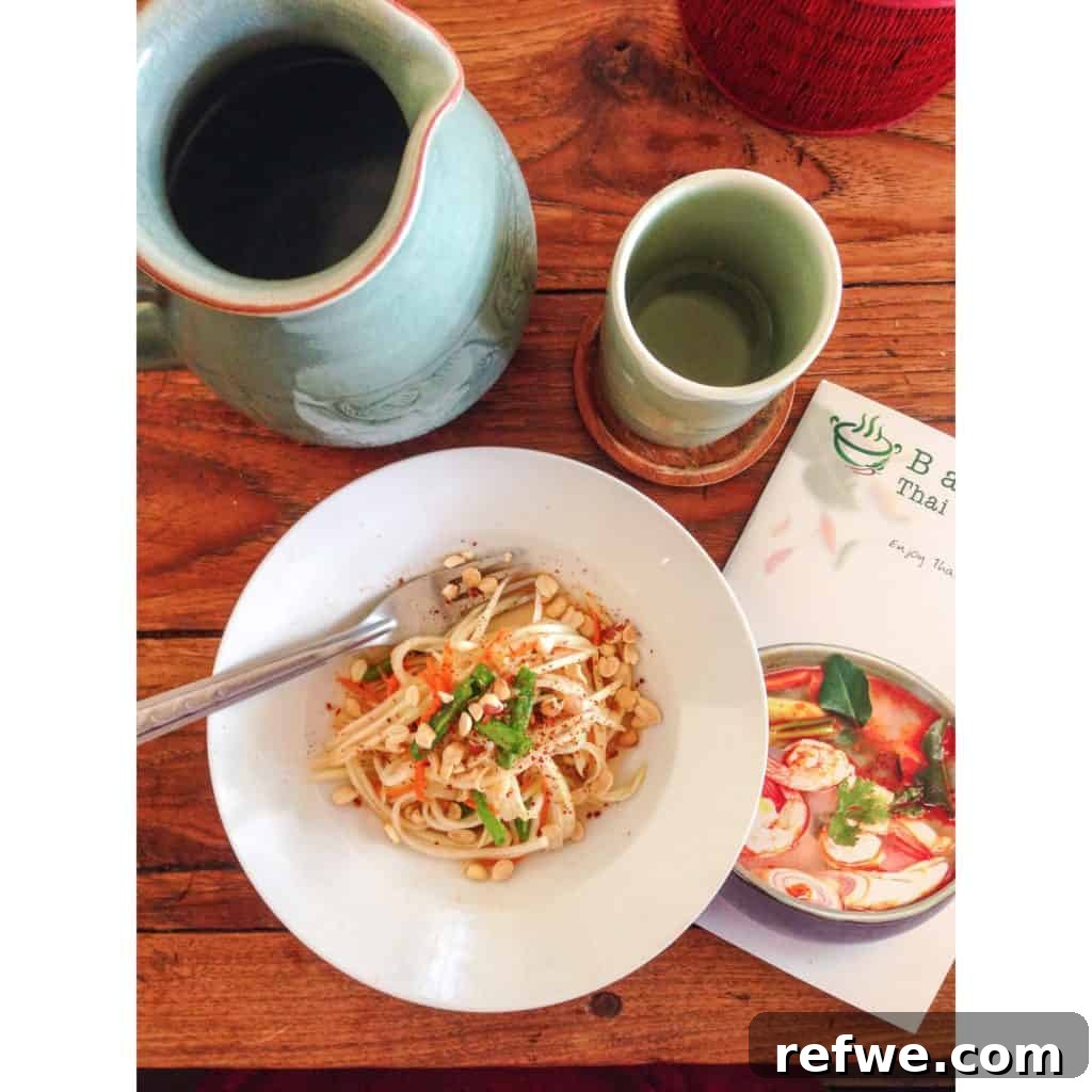 6 Thai Dishes You Can't Miss for Fresh, Light Flavors 2 papaya salad