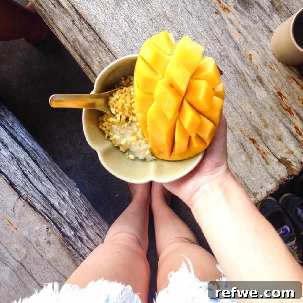 6 Thai Dishes You Can't Miss for Fresh, Light Flavors 5 mango sticky rice