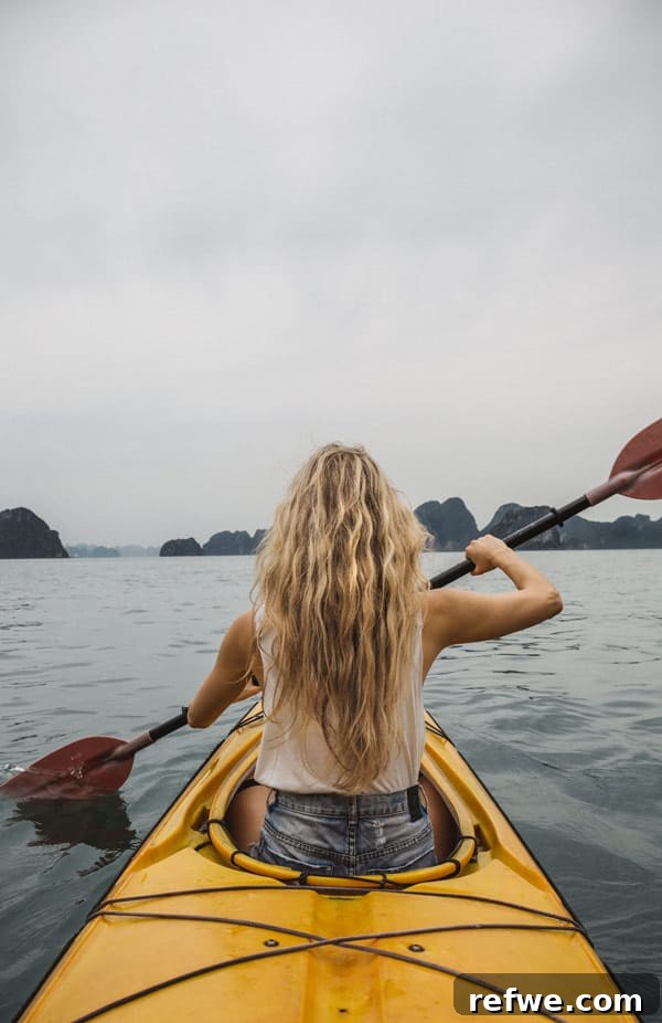7-Day Vietnam Itinerary: Must-See Sights & Daily Route 3 Ha Long Bay boat view