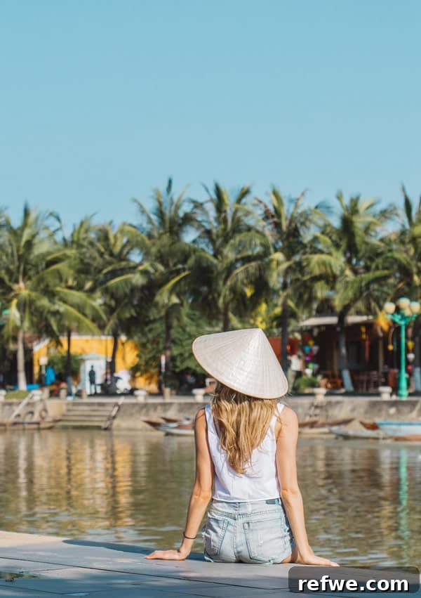 7-Day Vietnam Itinerary: Must-See Sights & Daily Route 10 Fresh fruit stall in Hoi An